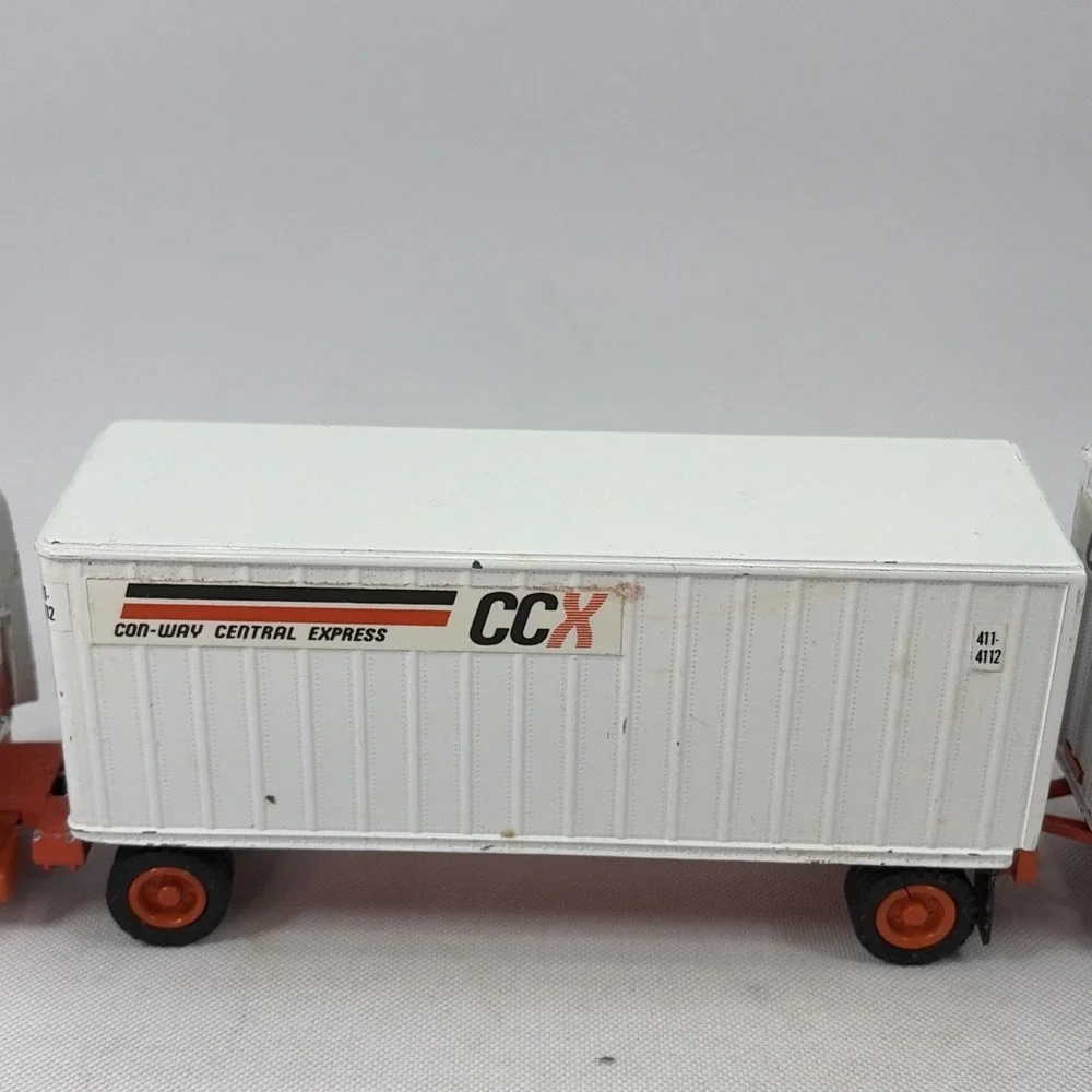 Tonkin - CCX Con-Way Central Express Semi Tractor Double Trailer 1:53 Diecast